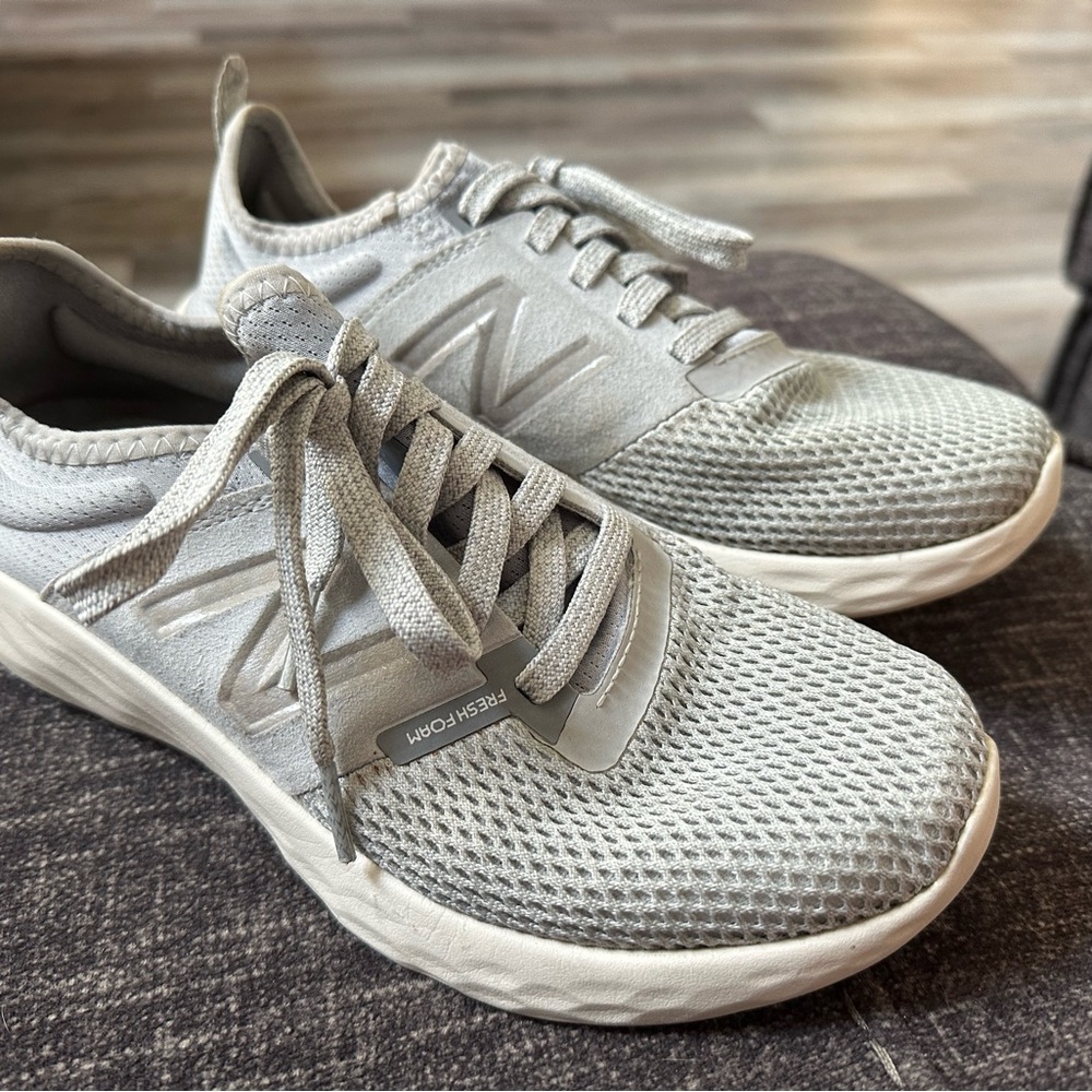 New Balance Fresh Foam SPT Size 7 1/2
